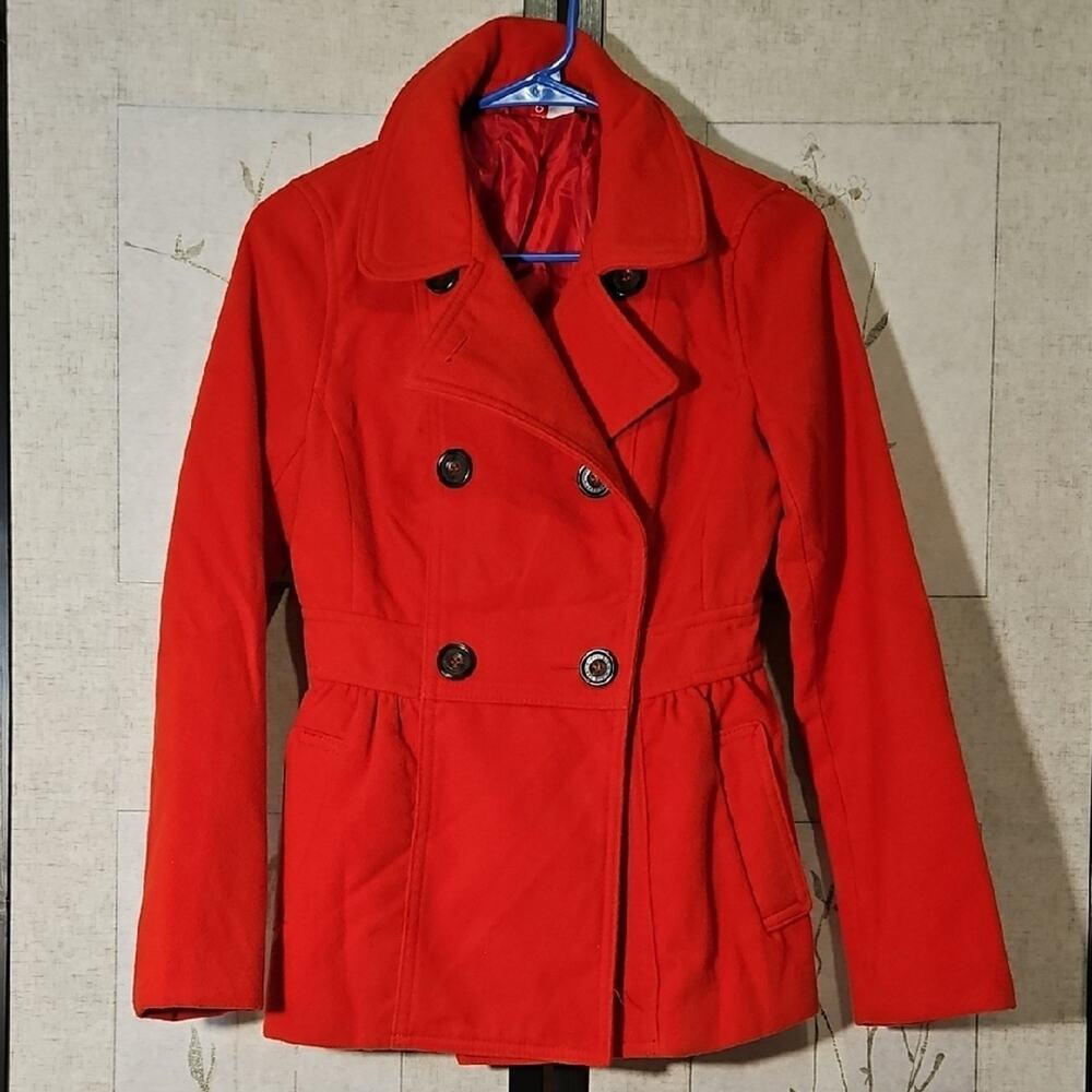 H&M Red Peacoat with Double-Breasted Design and Wide Lapel